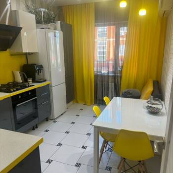 Сдается 1-комнатная квартира, 40 м²
