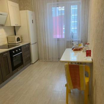 Сдается 1-комнатная квартира, 35 м²