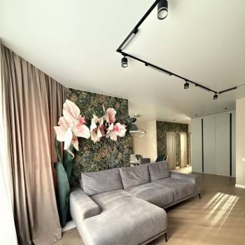 Сдается 2-х комнатная квартира, 65 м²