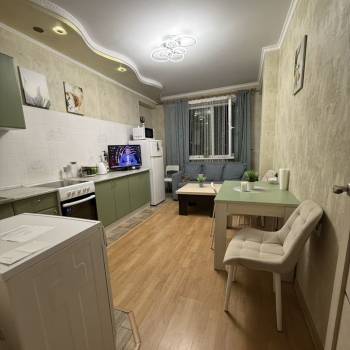 Продается 1-комнатная квартира, 41,7 м²