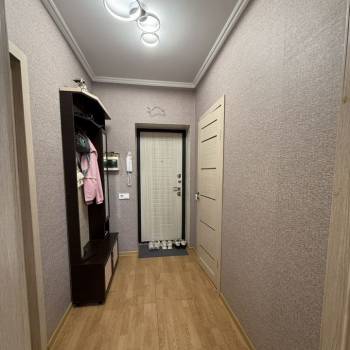 Продается 1-комнатная квартира, 41,7 м²