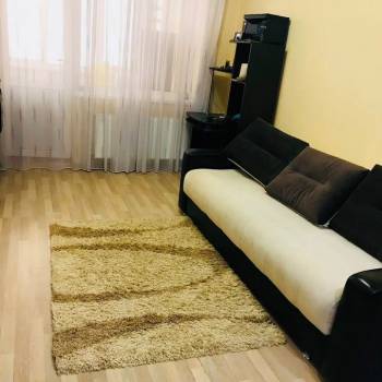 Сдается 1-комнатная квартира, 38 м²