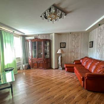 Продается 2-х комнатная квартира, 73,7 м²