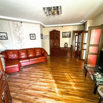 Продается 2-х комнатная квартира, 73,7 м²