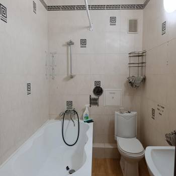 Сдается 2-х комнатная квартира, 58 м²