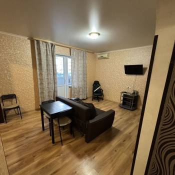 Сдается 1-комнатная квартира, 40 м²