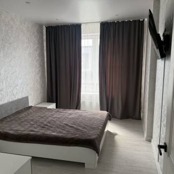 Сдается 2-х комнатная квартира, 75 м²