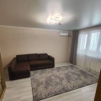 Сдается 1-комнатная квартира, 47 м²
