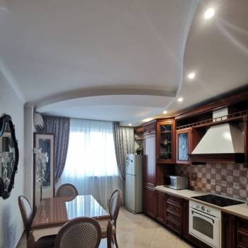 Сдается Многокомнатная квартира, 120 м²