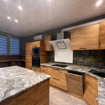 Продается 1-комнатная квартира, 40 м²