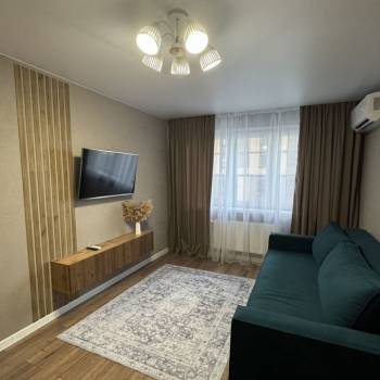 Сдается 1-комнатная квартира, 37 м²