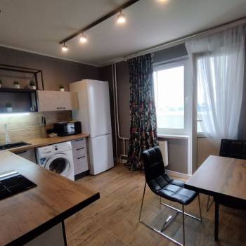 Сдается 1-комнатная квартира, 38 м²