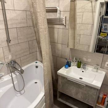 Сдается 1-комнатная квартира, 40 м²