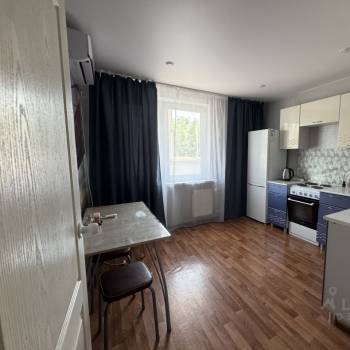 Сдается 1-комнатная квартира, 37,3 м²