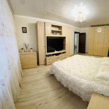 Сдается 2-х комнатная квартира, 60 м²