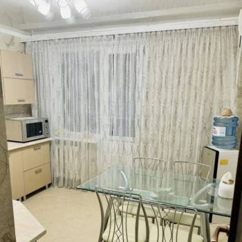 Сдается 2-х комнатная квартира, 60 м²