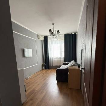 Сдается 1-комнатная квартира, 38 м²