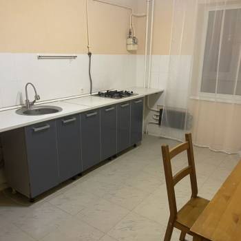 Сдается Многокомнатная квартира, 80 м²