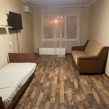Сдается Многокомнатная квартира, 80 м²