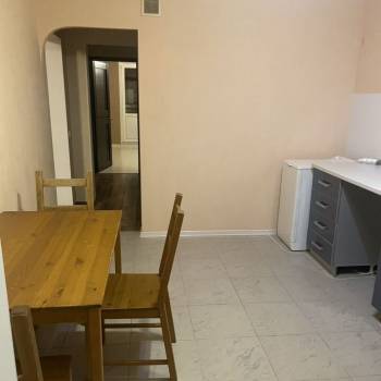 Сдается Многокомнатная квартира, 80 м²