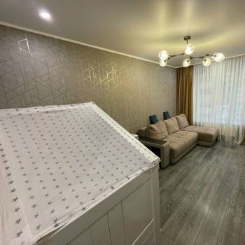 Сдается 2-х комнатная квартира, 61 м²