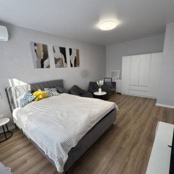 Сдается 1-комнатная квартира, 38 м²