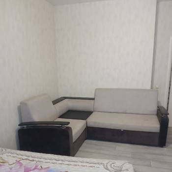 Сдается 1-комнатная квартира, 40 м²