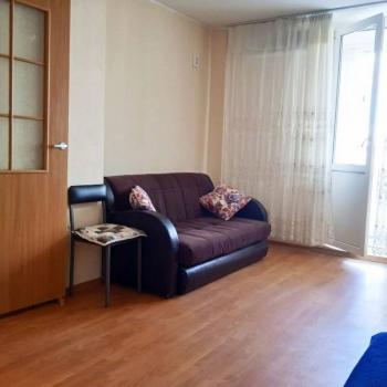 Продается 1-комнатная квартира, 42 м²