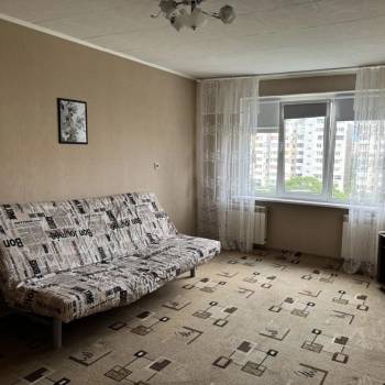 Продается 1-комнатная квартира, 39 м²