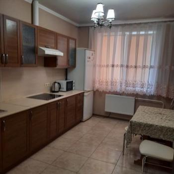 Сдается 1-комнатная квартира, 39 м²