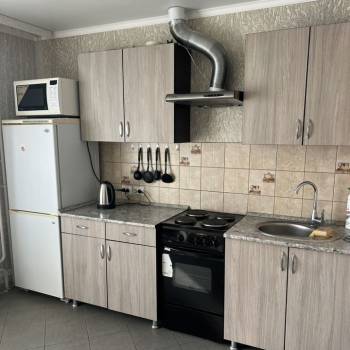 Сдается 1-комнатная квартира, 39 м²