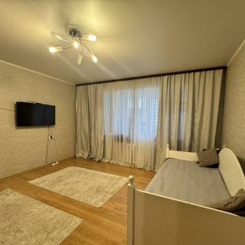 Сдается 1-комнатная квартира, 40 м²