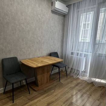 Сдается 1-комнатная квартира, 45 м²