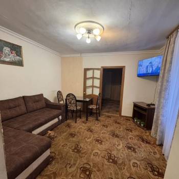 Сдается Многокомнатная квартира, 50 м²
