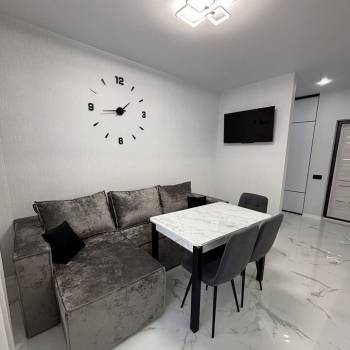Сдается 1-комнатная квартира, 43 м²