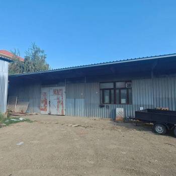 Сдается Нежилое помещение, 400 м²