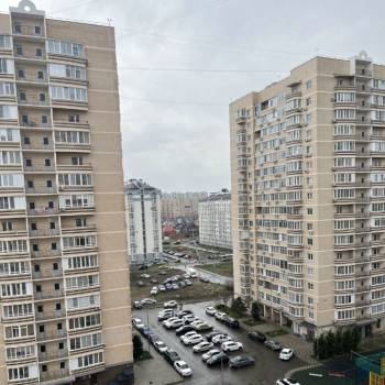 Продается 1-комнатная квартира, 38 м²