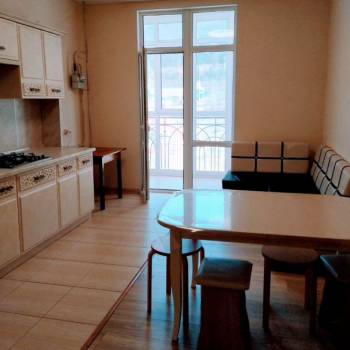 Продается 1-комнатная квартира, 51 м²