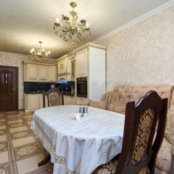 Продается 2-х комнатная квартира, 61 м²