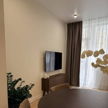Продается 1-комнатная квартира, 38 м²