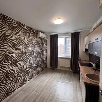 Сдается 2-х комнатная квартира, 60 м²