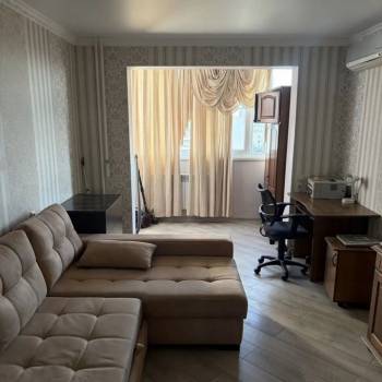 Сдается 1-комнатная квартира, 38 м²