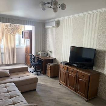 Сдается 1-комнатная квартира, 38 м²