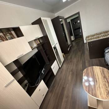 Сдается 1-комнатная квартира, 41 м²