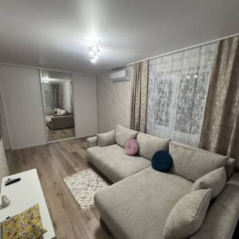 Сдается 2-х комнатная квартира, 42 м²