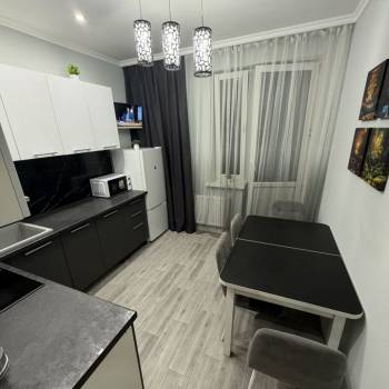Продается 1-комнатная квартира, 32,8 м²