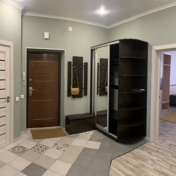 Сдается Многокомнатная квартира, 110 м²