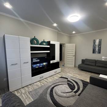 Сдается Многокомнатная квартира, 110 м²