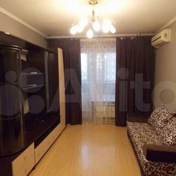 Сдается 1-комнатная квартира, 40 м²