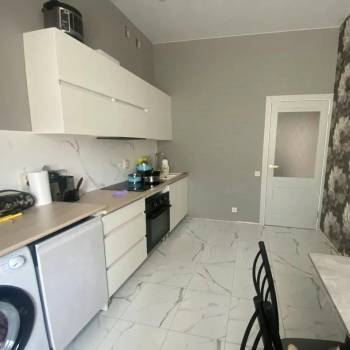 Сдается 1-комнатная квартира, 37 м²